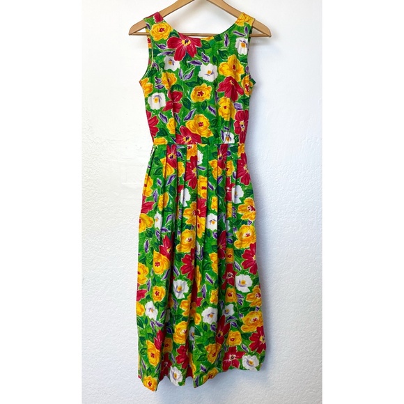 Talbots Dresses & Skirts - Vintage TALBOTS Floral Fit & Flare Garden Party